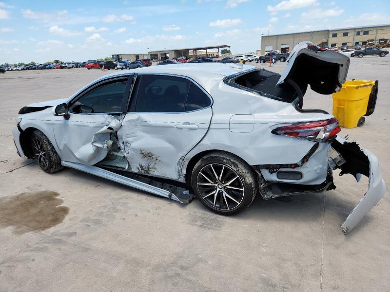 4T1G11AK3RU211390 - 2024 TOYOTA CAMRY SE NIGHT SHADE WHITE photo 2