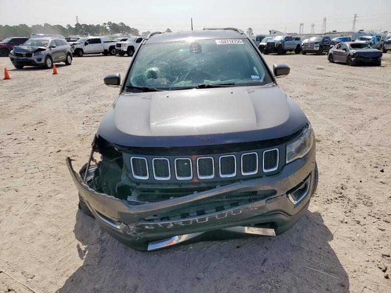 3C4NJDCB4KT733973 - 2019 JEEP COMPASS LIMITED GRAY photo 5