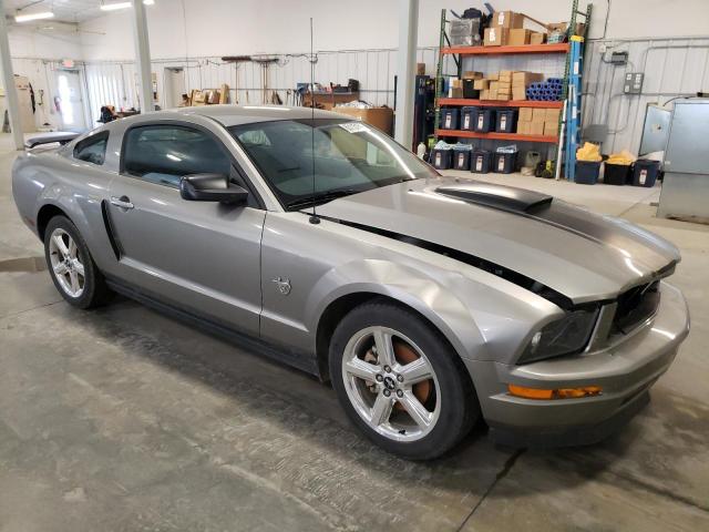 1ZVHT80NX95128280 - 2009 FORD MUSTANG TAN photo 4