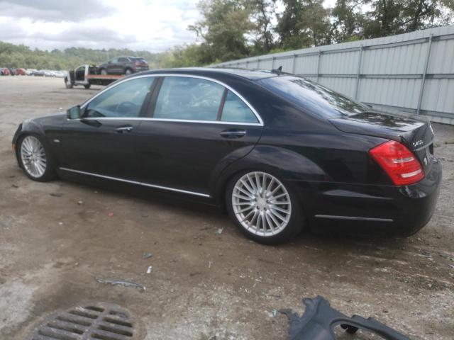 WDDNG9FB9AA277956 - 2010 MERCEDES-BENZ S 400 BLACK photo 2