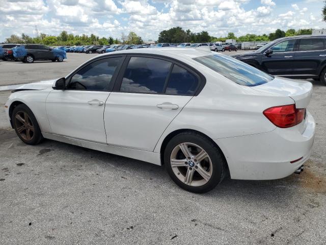 WBA3C1C53EK110163 - 2014 BMW 328 I SULEV WHITE photo 2