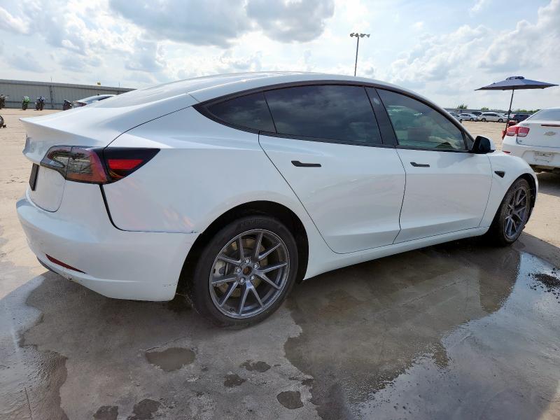5YJ3E1EA8PF562519 - 2023 TESLA MODEL 3 WHITE photo 3