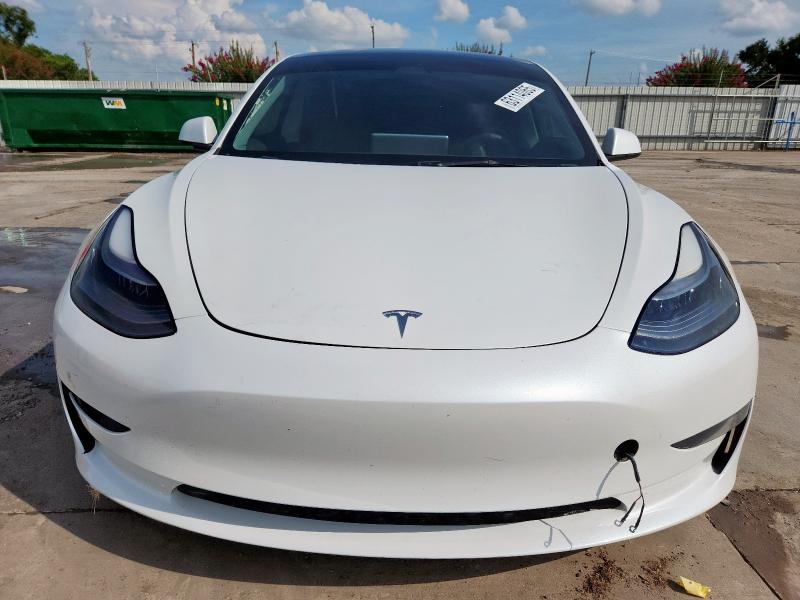 5YJ3E1EA8PF562519 - 2023 TESLA MODEL 3 WHITE photo 5