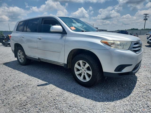 5TDZA3EH7DS036355 - 2013 TOYOTA HIGHLANDER BASE Серебристый фото 4