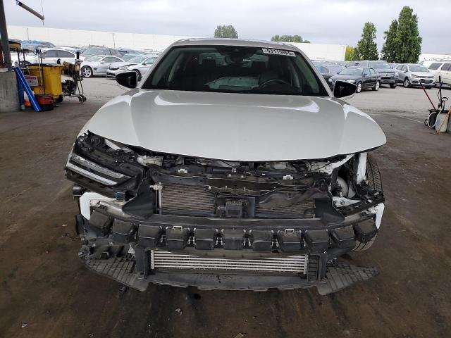 19UUB5F39PA004967 - 2023 ACURA TLX WHITE photo 5