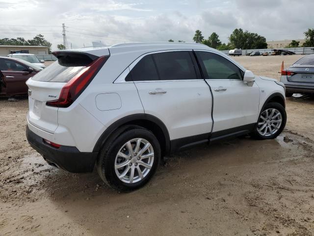 1GYAZAR4XPF158739 - 2023 CADILLAC XT4 LUXURY WHITE photo 3