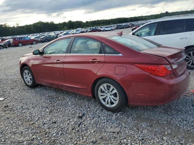 5NPEB4AC8DH541662 - 2013 HYUNDAI SONATA GLS RED photo 2