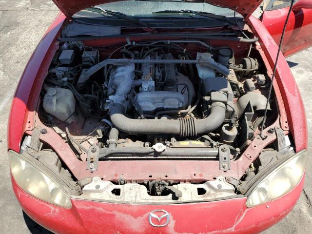 JM1NB353710216031 - 2001 MAZDA MX-5 MIATA BASE RED photo 11