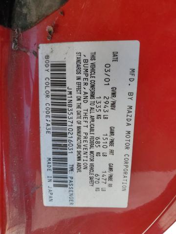 JM1NB353710216031 - 2001 MAZDA MX-5 MIATA BASE RED photo 12