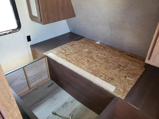 5SFPB362XKE395746 - 2019 HEART LAND PROWLER 双色 照片 5