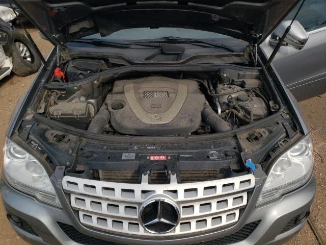 4JGBB8GB7BA743532 - 2011 MERCEDES-BENZ ML 350 4MATIC GRAY photo 11