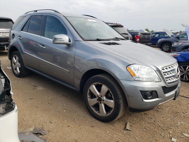 4JGBB8GB7BA743532 - 2011 MERCEDES-BENZ ML 350 4MATIC GRAY photo 4