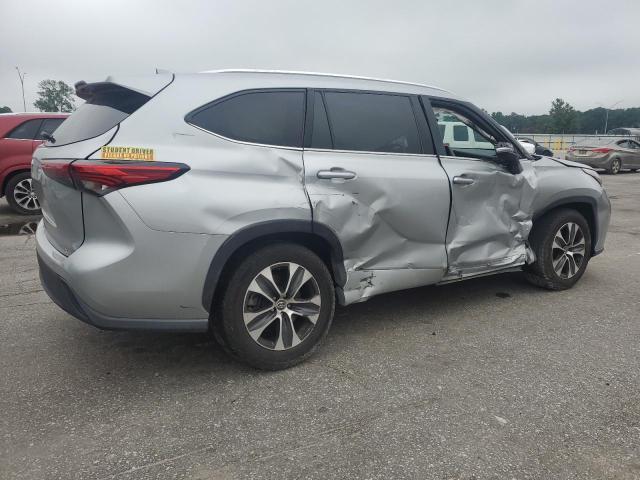 5TDGZRAH5LS502131 - 2020 TOYOTA HIGHLANDER XLE SILVER photo 3