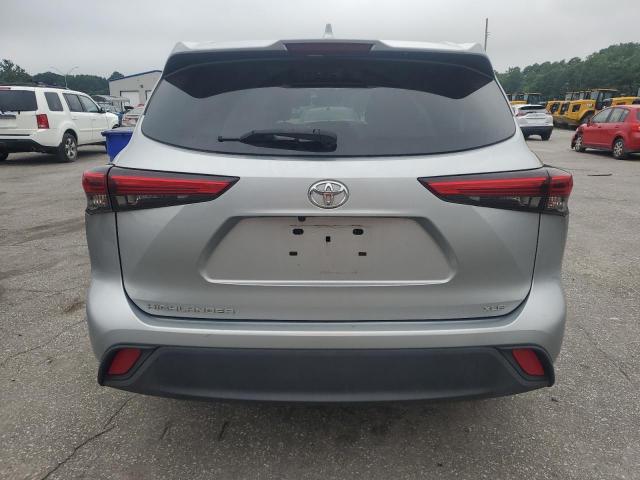 5TDGZRAH5LS502131 - 2020 TOYOTA HIGHLANDER XLE SILVER photo 6