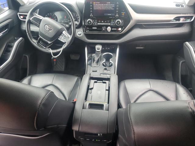 5TDGZRAH5LS502131 - 2020 TOYOTA HIGHLANDER XLE SILVER photo 8