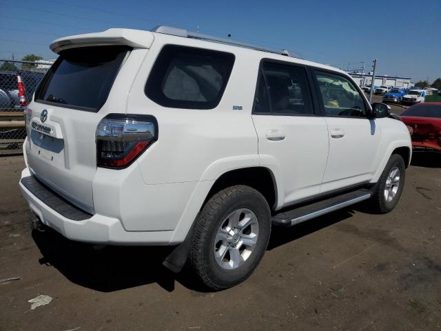 JTEBU5JR9J5501900 - 2018 TOYOTA 4RUNNER SR5/SR5 PREMIUM WHITE photo 3