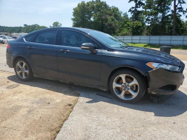 3FA6P0H74FR136637 - 2015 FORD FUSION SE BLACK photo 4