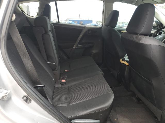 2T3ZFREV5GW238978 - 2016 TOYOTA RAV4 LE 银色 照片 10