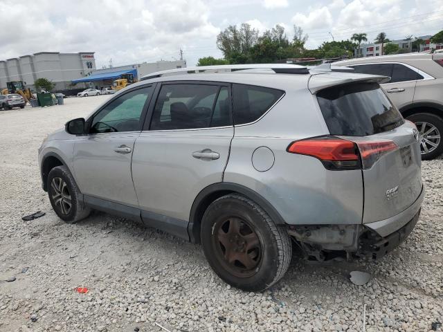 2T3ZFREV5GW238978 - 2016 TOYOTA RAV4 LE 银色 照片 2