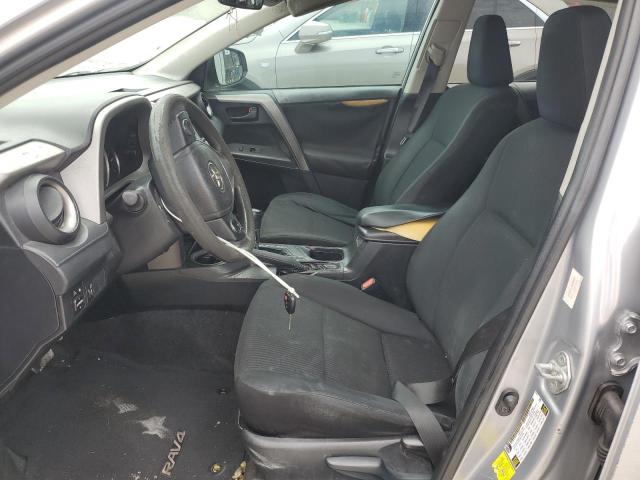 2T3ZFREV5GW238978 - 2016 TOYOTA RAV4 LE 银色 照片 7