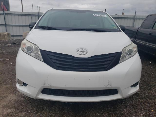 5TDKA3DC1CS016155 - 2012 TOYOTA SIENNA BASE WHITE photo 5