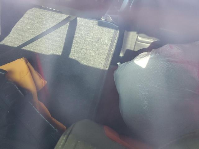 2C3CDZFJ5GH255730 - 2016 DODGE CHALLENGER R/T SCAT PACK RED photo 10