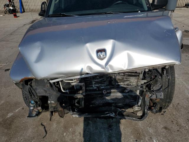 1B7GL32Z92S636233 - 2002 DODGE DAKOTA SPORT SILVER photo 11