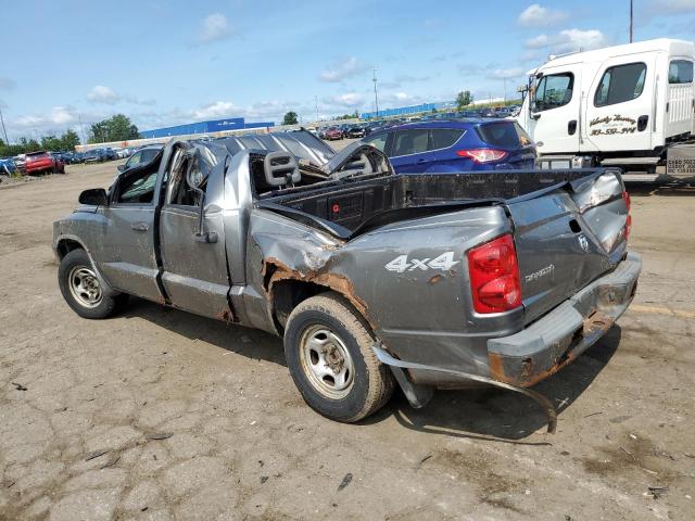 1D7HW28N16S518845 - 2006 DODGE DAKOTA QUAD SILVER photo 2