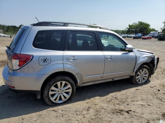 JF2SHADC1CH433541 - 2012 SUBARU FORESTER 2.5X PREMIUM SILVER photo 3