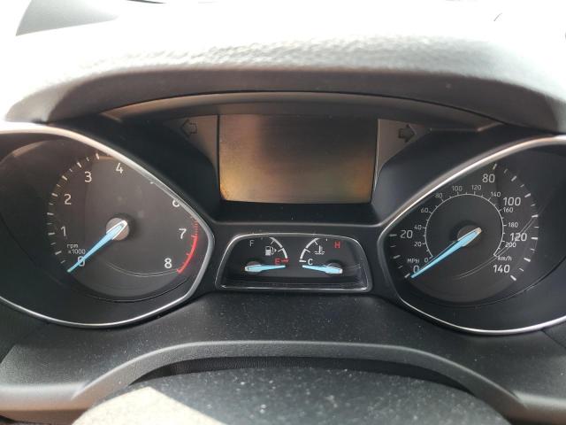 1FMCU9GD8JUB92157 - 2018 FORD ESCAPE SE GRAY photo 9