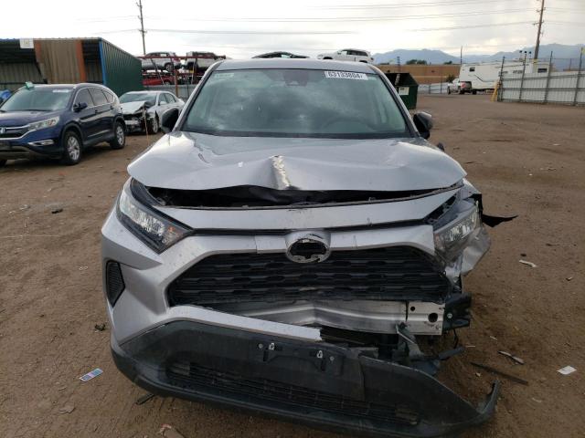 2T3H1RFV5NC192236 - 2022 TOYOTA RAV4 LE SILVER photo 5