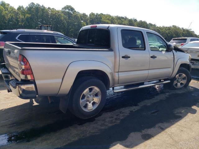 3TMLU4EN8CM081389 - 2012 TOYOTA TACOMA DOUBLE CAB ვერცხლისფერი ფოტო 3
