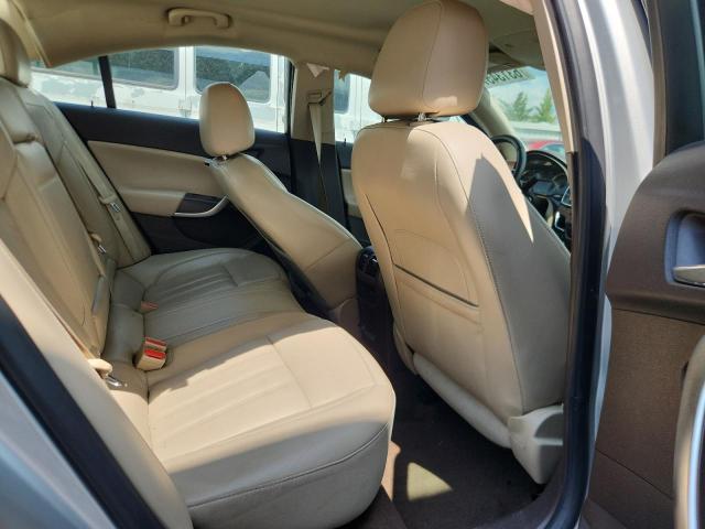 2G4GK5EX9E9258649 - 2014 BUICK REGAL WHITE photo 10