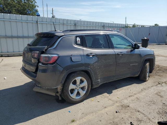3C4NJCBB3KT679481 - 2019 JEEP COMPASS LATITUDE CHARCOAL photo 3