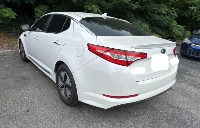 KNAGM4AD8D5044331 - 2013 KIA OPTIMA HYBRID WHITE photo 3