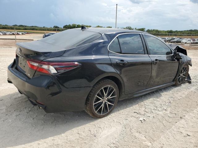 4T1G11AK7PU768395 - 2023 TOYOTA CAMRY SE NIGHT SHADE BLACK photo 3