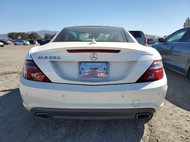 WDDPK4HA6DF053257 - 2013 MERCEDES-BENZ SLK 250 WHITE photo 6