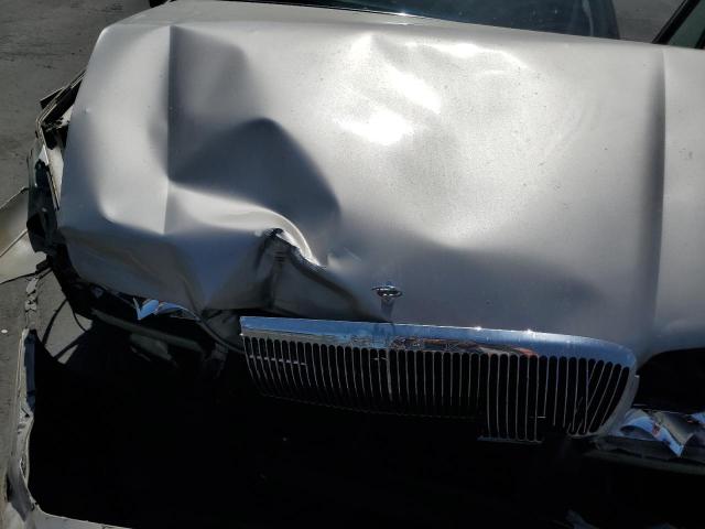 1G4CW52K6TH628072 - 1996 BUICK PARK AVENU SILVER photo 11