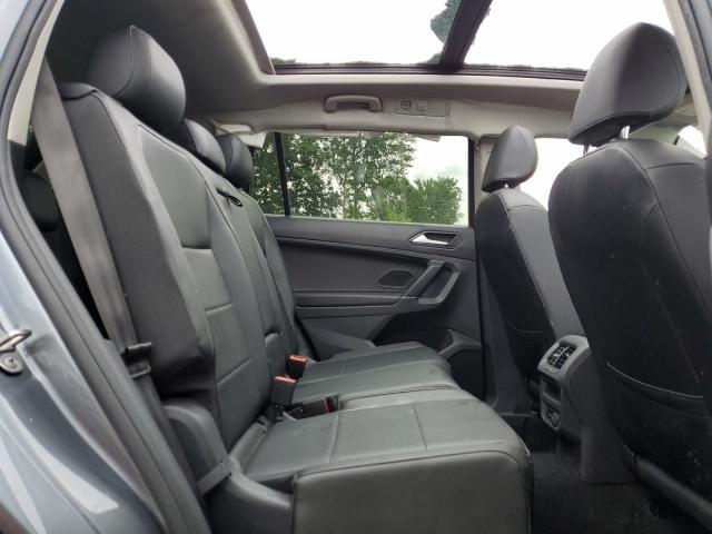 3VV2B7AX8LM022208 - 2020 VOLKSWAGEN TIGUAN SE Grau Foto 11