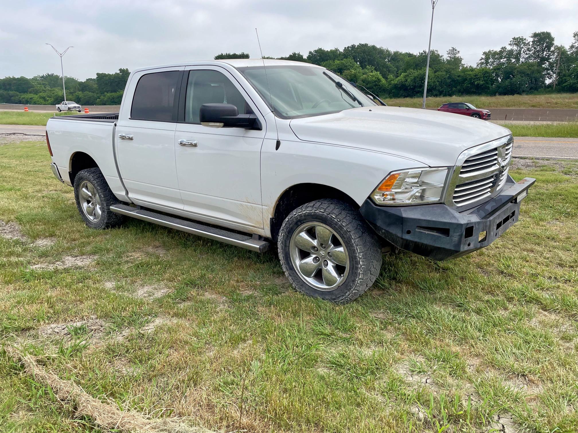 2015 RAM 1500 SLT, null