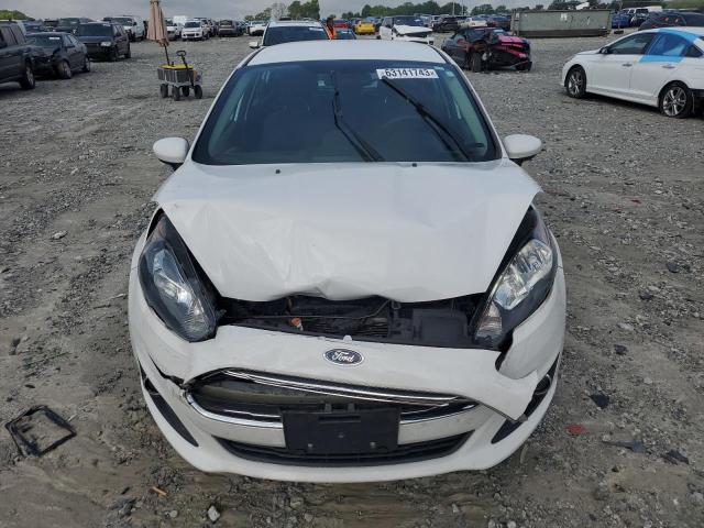 3FADP4EJ0KM148371 - 2019 FORD FIESTA SE WHITE photo 5