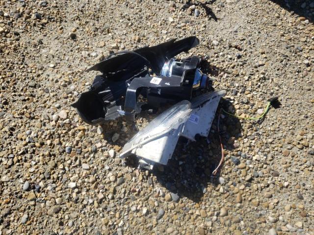 MAJ3P1TE1JC233591 - 2018 FORD ECOSPORT SE BLUE photo 12