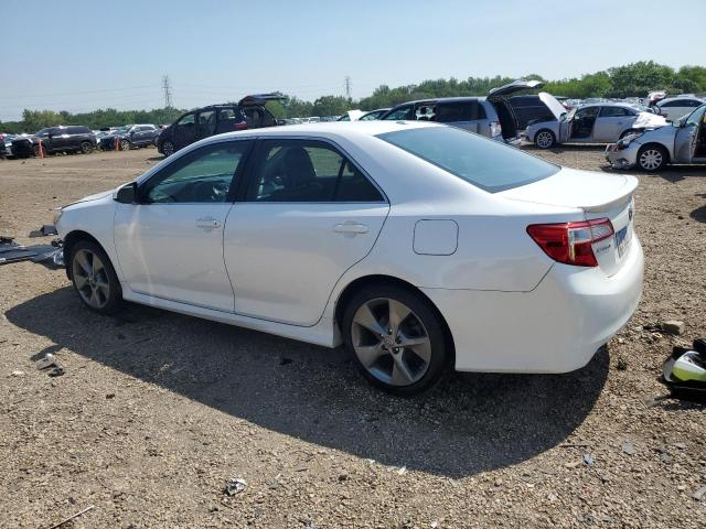 4T1BF1FK8CU619976 - 2012 TOYOTA CAMRY BASE WHITE photo 2