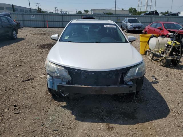 4T1BF1FK8CU619976 - 2012 TOYOTA CAMRY BASE WHITE photo 5