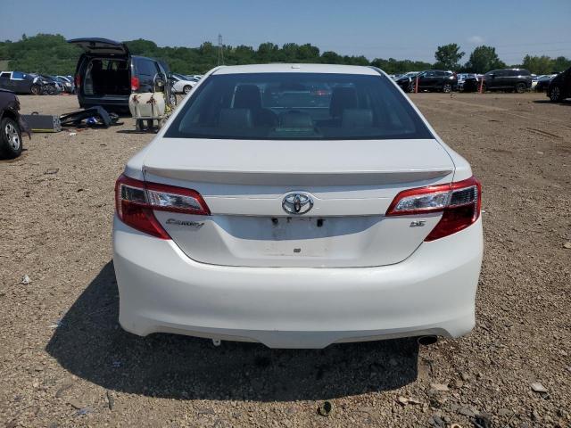 4T1BF1FK8CU619976 - 2012 TOYOTA CAMRY BASE WHITE photo 6