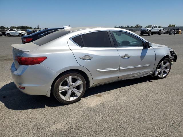 19VDE1F79DE011873 - 2013 ACURA ILX 20 TECH SILVER photo 3