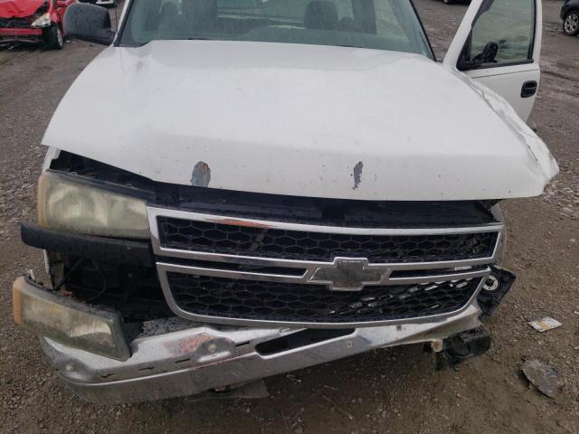 3GCEC14X77G211261 - 2007 CHEVROLET SILVERADO C1500 CLASSIC WHITE photo 11
