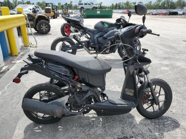 H0DTADG49PX062281 - 2023 MC 250CC 黑色 照片 1