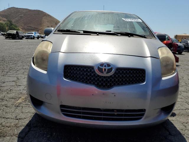 JTDJT923385141585 - 2008 TOYOTA YARIS SILVER photo 5