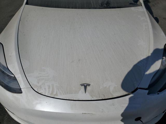 7SAYGDEE3NF496661 - 2022 TESLA MODEL Y WHITE photo 11